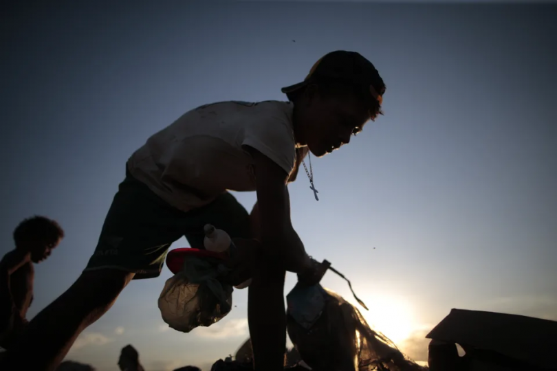 Mass Slaughter in Brazil Prison Exposes Gang War over Drugs